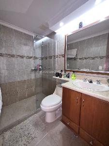 Apartamento de 4 alcobas en venta en Laureles, Medellín, 108 m² · foto 11 de 20