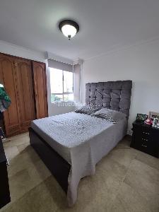 Apartamento de 4 alcobas en venta en Laureles, Medellín, 108 m² · foto 8 de 20