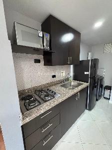 Apartamento de 1 alcoba en venta en Los Alcázares, Medellín, 39 m² · foto 12 de 20