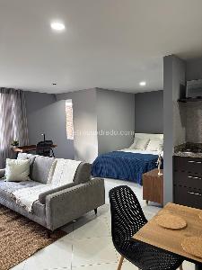 Apartamento de 1 alcoba en venta en Los Alcázares, Medellín, 39 m² · foto 2 de 20