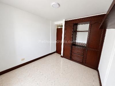 Apartamento de 3 alcobas en venta en El Refugio, Cali, 76 m² · foto 12 de 20