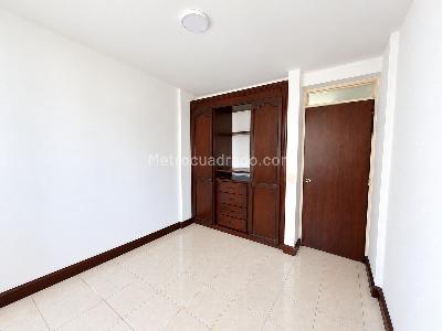 Apartamento de 3 alcobas en venta en El Refugio, Cali, 76 m² · foto 15 de 20