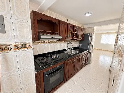 Apartamento de 3 alcobas en venta en El Refugio, Cali, 76 m² · foto 9 de 20