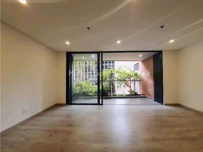 Apartamento de 3 alcobas en venta en Altos Del Poblado, Medellín, 89 m² · foto 3 de 10