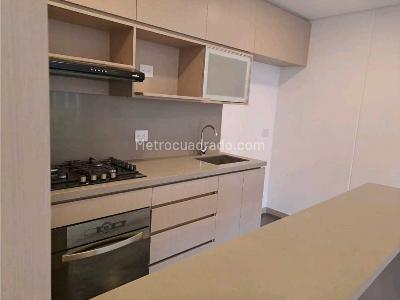 Apartamento de 3 alcobas en venta en Altos Del Poblado, Medellín, 89 m² · foto 4 de 10