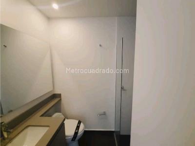 Apartamento de 3 alcobas en venta en Altos Del Poblado, Medellín, 89 m² · foto 10 de 10
