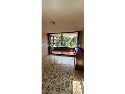 Apartamento de 3 alcobas en venta en El Tesoro, Medellín, 157 m² · foto 5 de 9