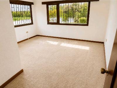 Casa de 3 alcobas en venta en Guaymaral, Bogotá, 319 m² · foto 17 de 20