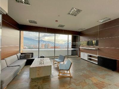 Apartaestudio en venta en El Poblado, Medellín, 61 m² · foto 17 de 17