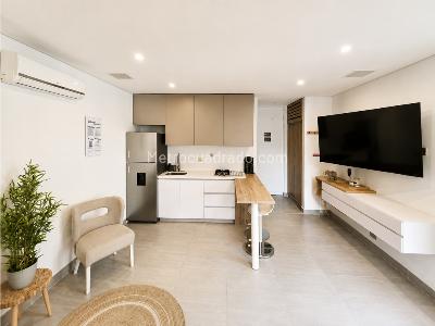 Apartaestudio en venta en El Poblado, Medellín, 36 m² · foto 4 de 5