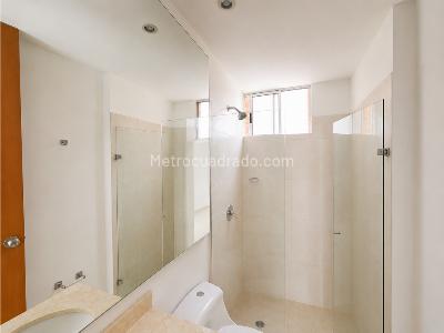 Apartamento en venta en Envigado, Medellín · foto 4 de 9