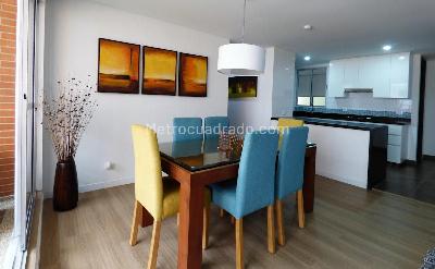 Apartamento de 4 alcobas en venta en Parques De Alejandria, Bogotá, 125 m² · foto 2 de 12