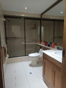 Apartamento en venta en Quintas De Santa Barbara, Bogotá · foto 13 de 16