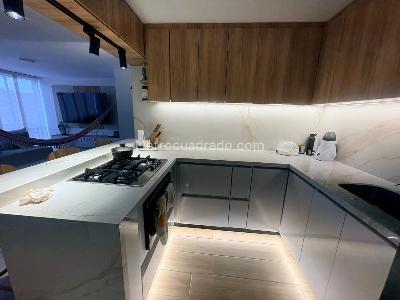 Apartamento de 2 alcobas en venta en Nogales De La Colina, Bogotá, 77 m² · foto 6 de 18