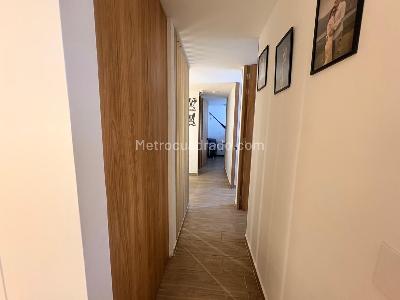 Apartamento de 2 alcobas en venta en Nogales De La Colina, Bogotá, 77 m² · foto 8 de 18
