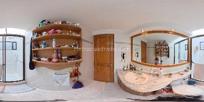 Casa de 5 alcobas en venta en La Calera, Bogotá, 910 m² · foto 3 de 15
