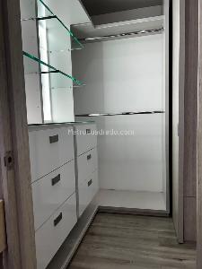 Apartamento de 4 alcobas en venta en La Cabrera Reservado, Bogotá, 323 m² · foto 16 de 17