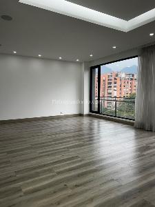 Apartamento de 4 alcobas en venta en La Cabrera Reservado, Bogotá, 323 m² · foto 5 de 17