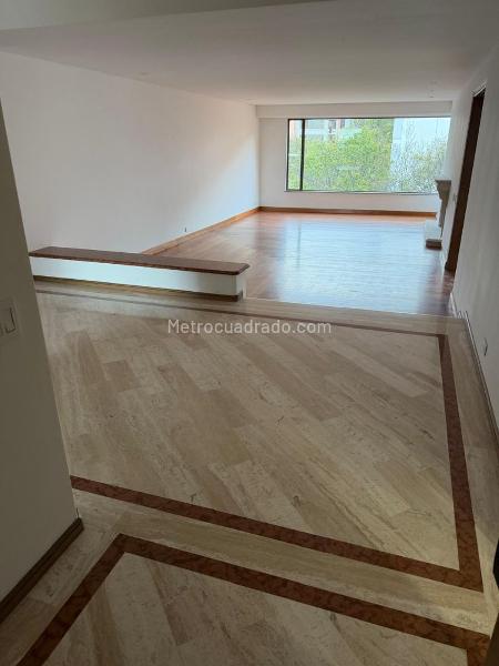 Piso – Bogotá, El Refugio - Vista 3