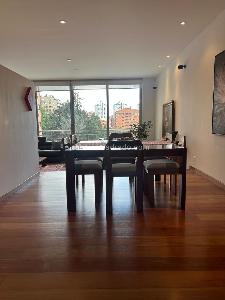 Apartamento de 3 alcobas en venta en El Refugio, Bogotá, 188 m² · foto 4 de 12
