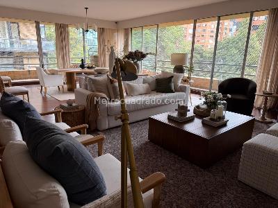 Apartamento de 4 alcobas en venta en La Cabrera, Bogotá, 300 m² · foto 2 de 12