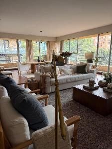 Apartamento de 4 alcobas en venta en La Cabrera, Bogotá, 300 m² · foto 3 de 12