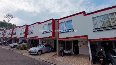 Casa en venta en Montelibano, Pereira · foto 3 de 13