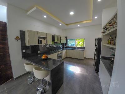 Casa de 5 alcobas en venta en Cerritos, Pereira, 1780 m² · foto 11 de 20
