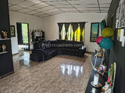 Casa de 3 alcobas en venta en Vereda Guacari, Pereira, 710 m² · foto 6 de 12