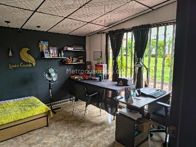 Casa de 3 alcobas en venta en Vereda Guacari, Pereira, 710 m² · foto 8 de 12