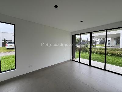 Casa de 3 alcobas en venta en Cerritos, Pereira, 1684 m² · foto 16 de 20