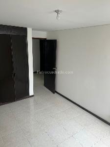Apartamento en venta en Pinares, Pereira · foto 5 de 11
