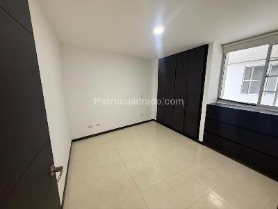 Apartamento en venta en Los Alpes, Pereira · foto 5 de 13