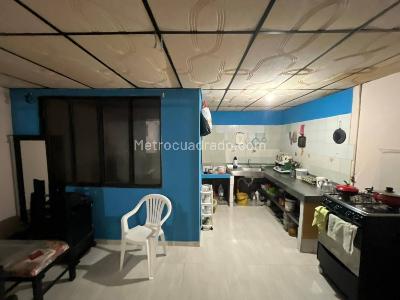 Casa en venta en 2500 Lotes, Pereira · foto 2 de 7