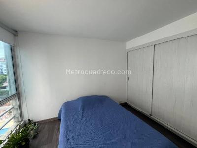 Apartamento en venta en Pinares, Pereira · foto 2 de 14