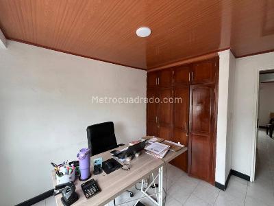 Casa en venta en Corales, Pereira · foto 4 de 12