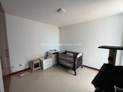 Apartamento de 3 alcobas en venta en Alamos, Pereira, 82 m² · foto 6 de 16