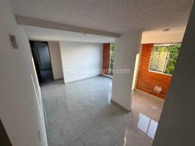 Apartamento en venta en El Poblado Ii, Pereira · foto 6 de 10