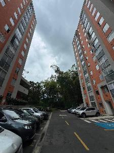 Apartamento en venta en El Poblado Ii, Pereira · foto 8 de 10
