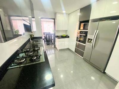 Apartamento en venta en Centro, Pereira · foto 5 de 17