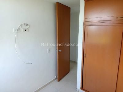 Apartamento de 3 alcobas en venta en Via Variante Condina, Pereira, 62 m² · foto 10 de 16