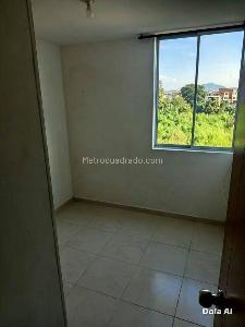 Apartamento de 3 alcobas en venta en Via Variante Condina, Pereira, 62 m² · foto 14 de 16