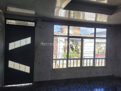 Casa de 4 alcobas en venta en 2500 Lotes, Pereira, 60 m² · foto 2 de 15