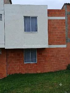 Casa de 3 alcobas en venta en Mirador De Llano Grandes, Pereira, 87 m² · foto 2 de 9