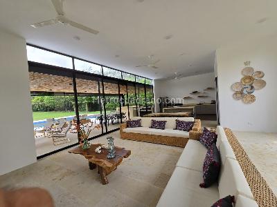 Casa de 5 alcobas en venta en Piamonte, Girardot, 600 m² · foto 11 de 20