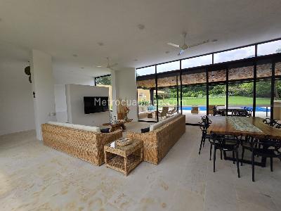 Casa de 5 alcobas en venta en Piamonte, Girardot, 600 m² · foto 12 de 20