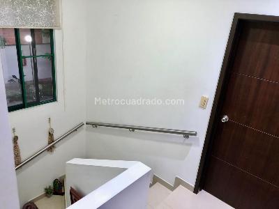 Casa de 4 alcobas en venta en La Flora, Cali, 140 m² · foto 8 de 10