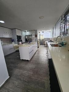 Casa de 4 alcobas en venta en Ciudad Jardin, Cali, 260 m² · foto 4 de 16