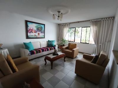 Casa de 3 alcobas en venta en La Flora, Cali, 296 m² · foto 2 de 17