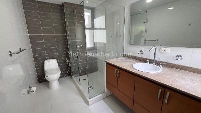 Apartamento de 3 alcobas en venta en Juanambu, Cali, 170 m² · foto 16 de 19